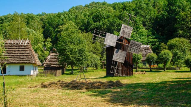Godziny otwarcia Skansenu w Sanoku - uniknij rozczarowania podczas wizyty Godziny otwarcia Skansenu w Sanoku - uniknij rozczarowania podczas wizyty