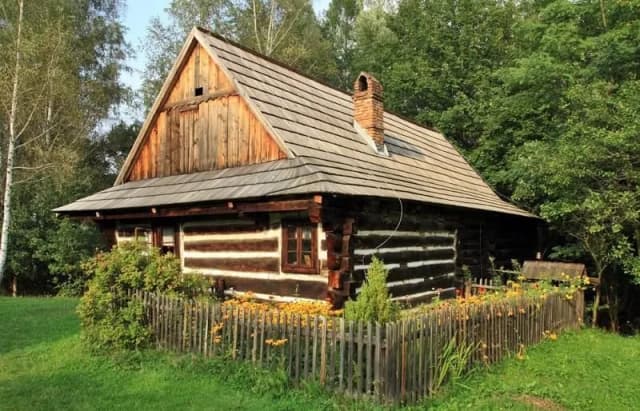 Skansen Nowy Sącz - odkryj fascynującą kulturę i tradycje regionu Skansen Nowy Sącz - odkryj fascynującą kulturę i tradycje regionu
