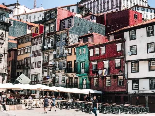 Porto atrakcje – odkryj niezapomniane miejsca w tym pięknym mieście Porto atrakcje – odkryj niezapomniane miejsca w tym pięknym mieście