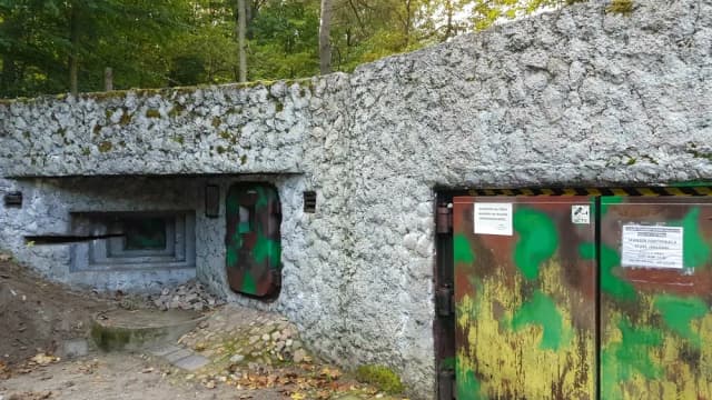 Skansen Fortyfikacji Stare Jabłonki: historia, atrakcje i wydarzenia Skansen Fortyfikacji Stare Jabłonki: historia, atrakcje i wydarzenia
