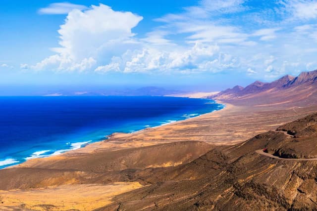 Fuerteventura najpiękniejsze miejsca, które musisz zobaczyć na wyspie Fuerteventura najpiękniejsze miejsca, które musisz zobaczyć na wyspie