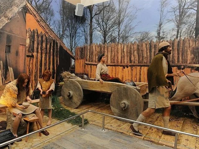Skansen Jasło: Odkryj fascynującą historię Karpackiej Troi Skansen Jasło: Odkryj fascynującą historię Karpackiej Troi