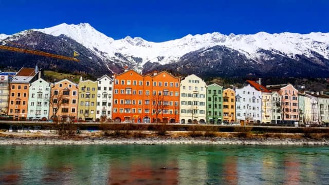 Innsbruck atrakcje: Odkryj niezwykłe miejsca, które musisz zobaczyć Innsbruck atrakcje: Odkryj niezwykłe miejsca, które musisz zobaczyć