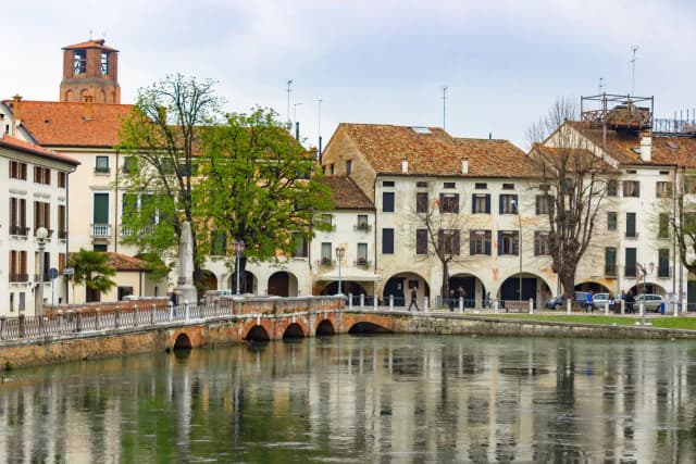 Gdzie zjeść w Treviso? Najlepsze miejsca na niezapomniane smaki Gdzie zjeść w Treviso? Najlepsze miejsca na niezapomniane smaki