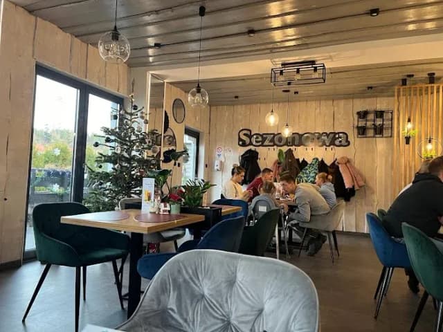 Gdzie zjeść w Szklarskiej Porębie? Najlepsze restauracje na każdą okazję Gdzie zjeść w Szklarskiej Porębie? Najlepsze restauracje na każdą okazję