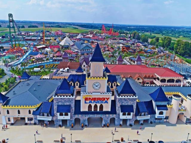 Ile kosztuje nocleg w Energylandii? Ceny, które mogą Cię zaskoczyć Ile kosztuje nocleg w Energylandii? Ceny, które mogą Cię zaskoczyć
